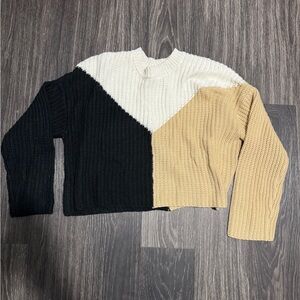 Color block Cropped Sweater